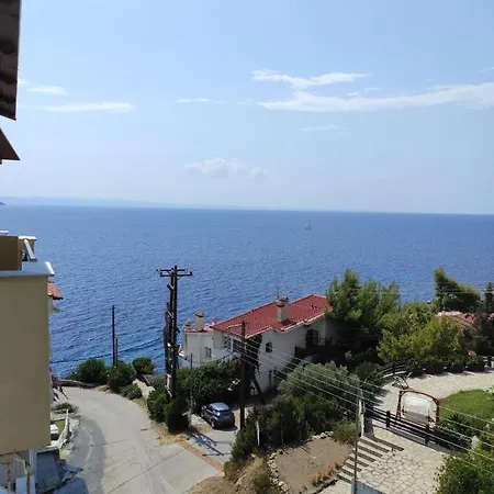 Stefania * Neos Marmaras