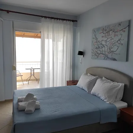 Stefania Neos Marmaras