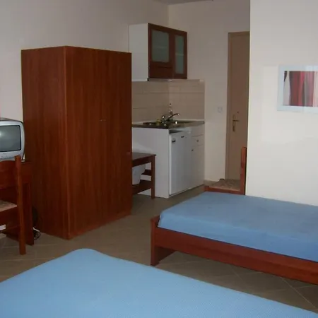 Apartman Stefania Néosz Marmarász