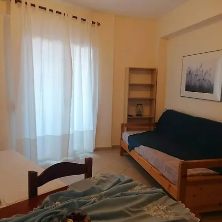 Stefania * Неос-Мармарас