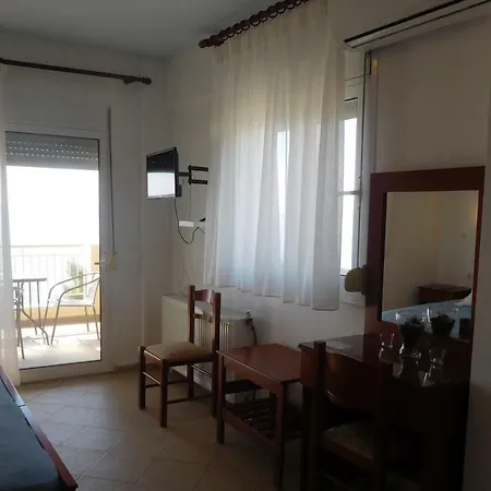 Апартаменты Stefania Неос-Мармарас